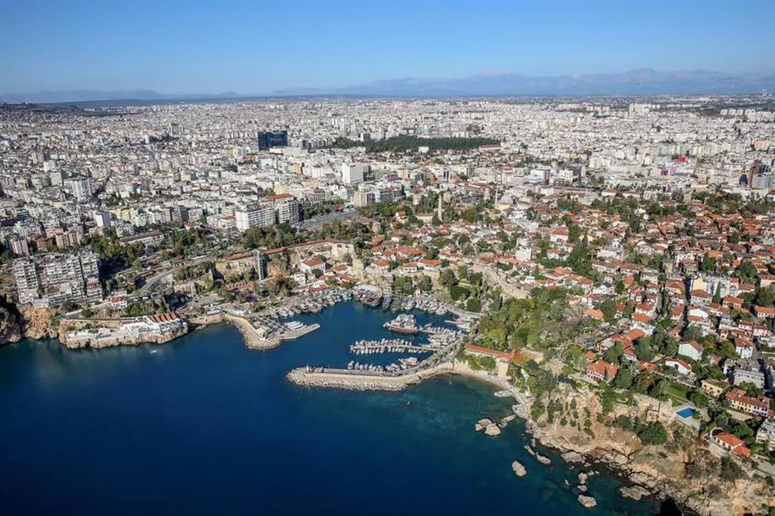 Yabancılara konut satışında Antalya, İstanbul’u geçti