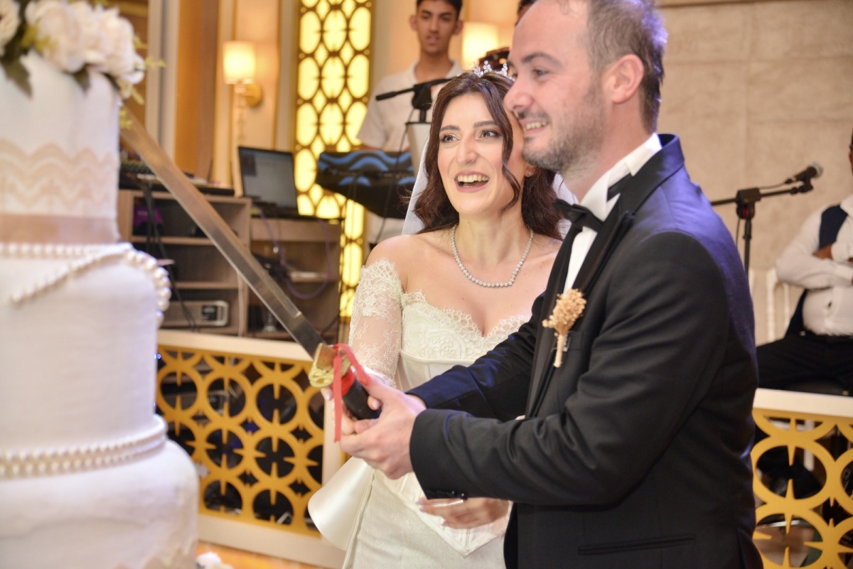 AGC idari koordinatörü Mediha Düden oğlunu evlendirdi