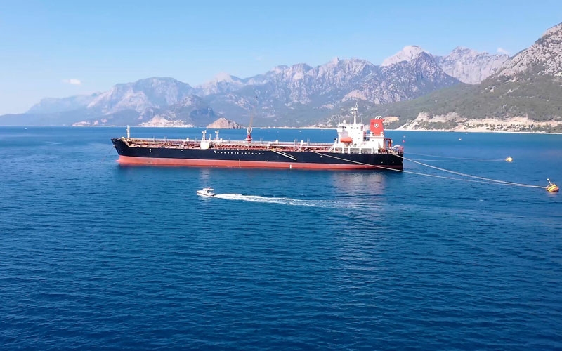 Antalya'da denizi kirleten 42 gemiye 91 milyon TL ceza kesildi