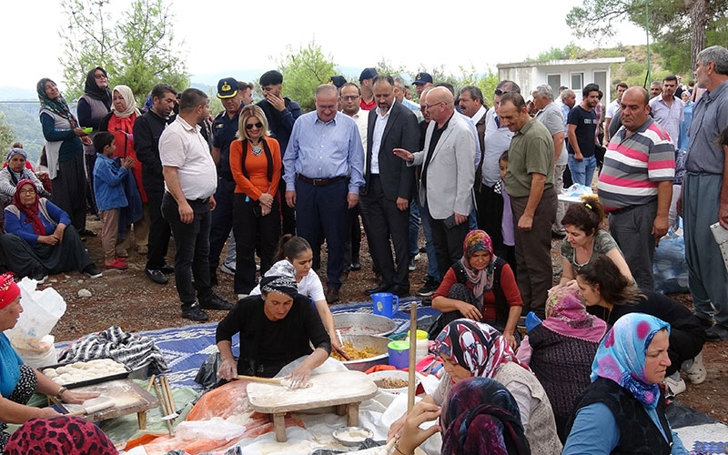  400 yıllık Yörük köyünde gastronomi şenliği 