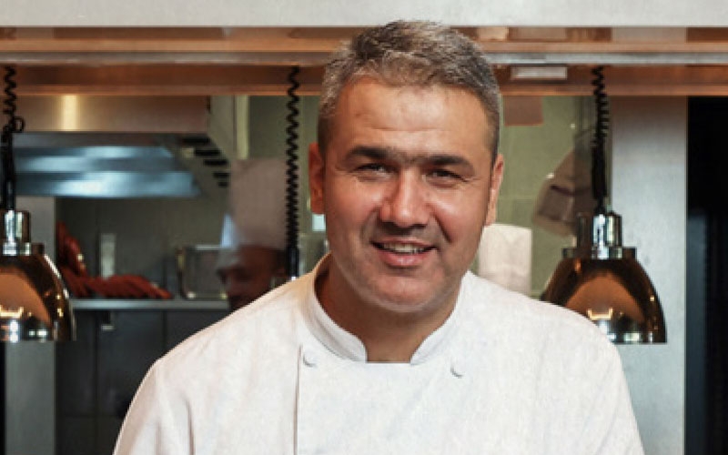 Ali İhsan Özkan, The Ritz-Carlton, Istanbul yeni Executive Chef'i oldu