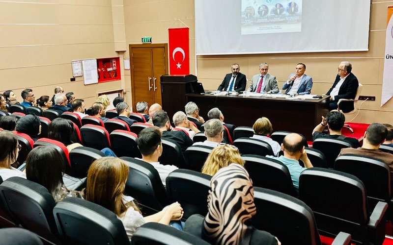 “TURİZMDE GELECEK BENİM” PANELİ GERÇEKLEŞTİ