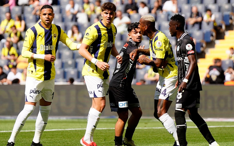 Sezona 3 puanla veda etti! Fenerbahçe ikinci yarıda açıldı