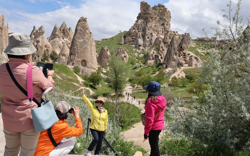 Kapadokya bölgesinde turist sayısı yüzde 4, balonla uçan yolcu sayısı da yüzde 19 arttı