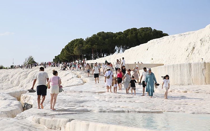 Pamukkale'yi 53 bin kişi ziyaret etti