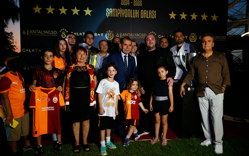 Galatasaray’ın 25. Şampiyonluğu Nirvana Cosmopolitan’da Görkemli Bir Organizasyonla Kutlandı