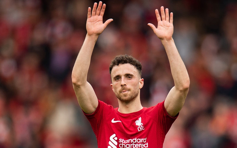 Liverpool’un Portekizli futbolcusu Diogo Jota, trafik kazasında hayatını kaybetti