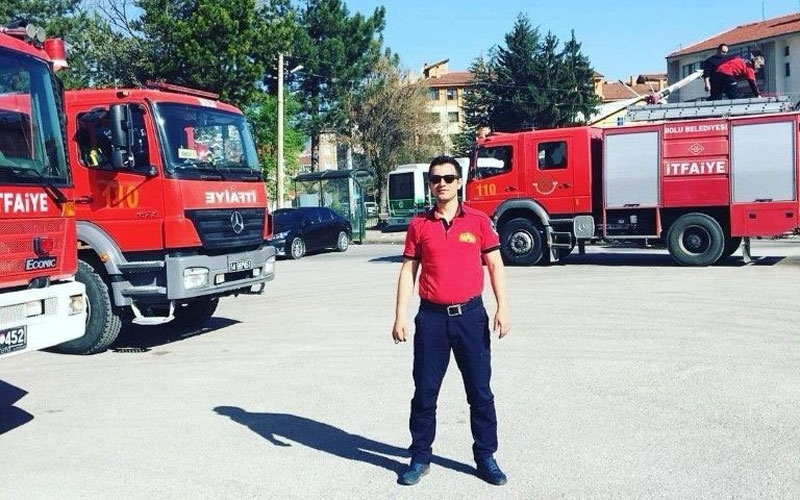 Otelin denetimini yapan itfaiye eri duruşma salonunda bayıldı