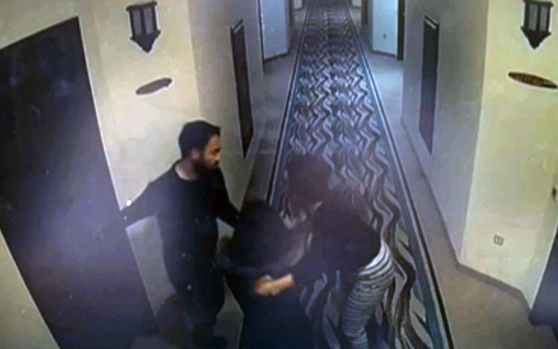 Yanan otelin yöneticileri yangın anında kaçmışlar