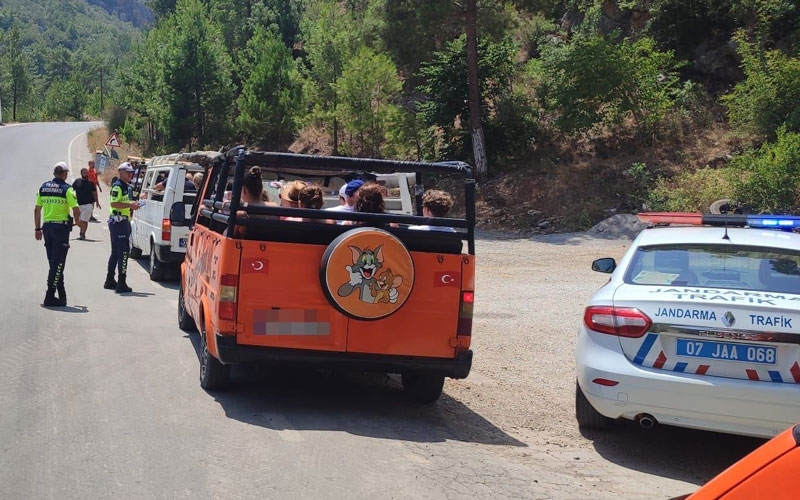 Safari araçlarına yönelik denetimlerde 19 araca ceza kesildi