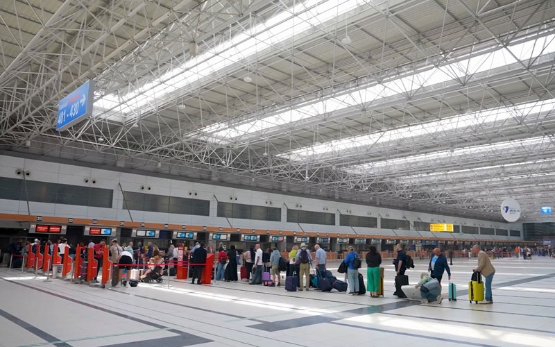İstanbul Havalimanı, Avrupa'da en yüksek yolcu ve uçuş sayısına ulaştı