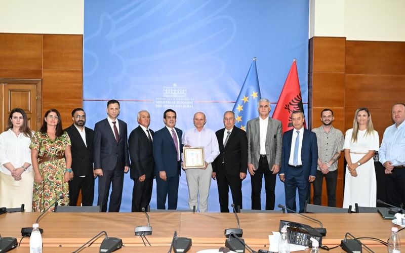 ANTALYA TİCARET BORSASI ARNAVUTLUK PAZARINDA