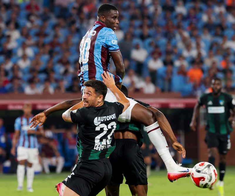 Trabzonspor, Kocaeli'ni tek golle geçti