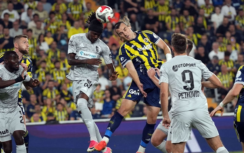 Fenerbahçe moral buldu! 3 puanı 3 golle aldı