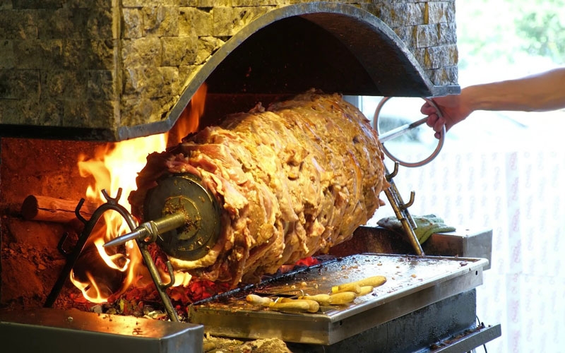 Erzurum Kültür Yolu Festivali'nde Cağ Kebabı satış rekoru kırdı
