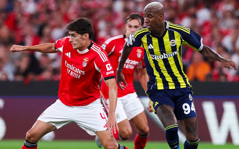 Fenerbahçe'ye Portekiz'de Kerem darbesi