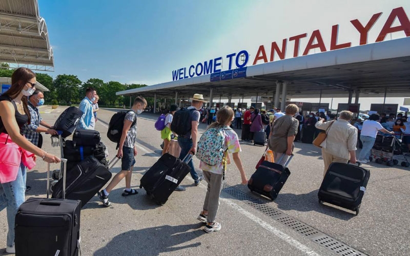 Antalya'ya Ağustos ayında gelen turist sayısı 2,7 milyona ulaştı