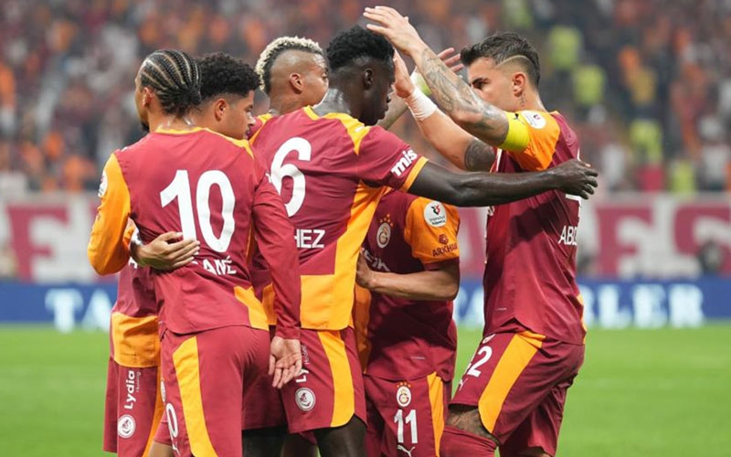 Galatasaray, Şampiyonlar Ligi kadrosunu açıkladı