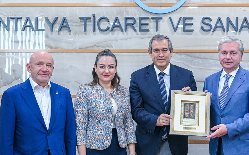 Hacısüleyman, ''Antalya’ya gelen 4 turistten 1’i Rus turist''