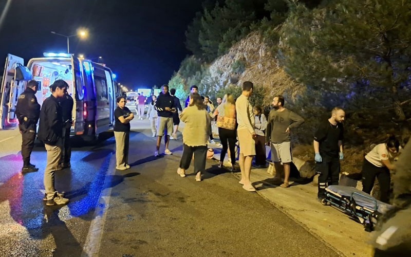 Havalimanı otobüsü kaza yaptı: 5 kişi yaralandı