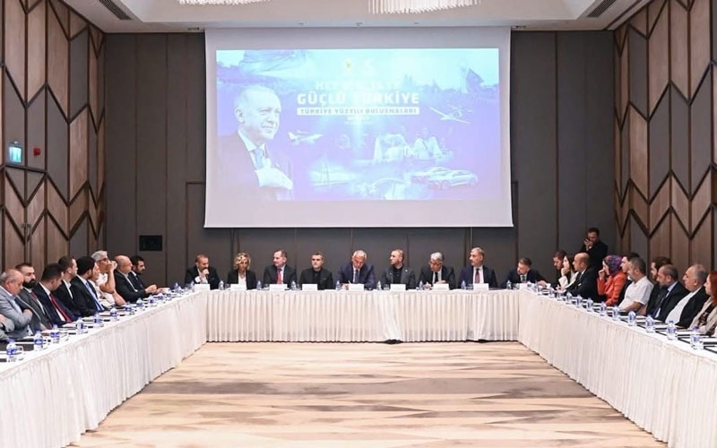 Bakan Ersoy: “İstanbul artık dünya turizminin başkenti”