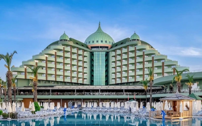 Delphin Hotels’in sahibi Cömertoğlu Ailesi vergide zirvede
