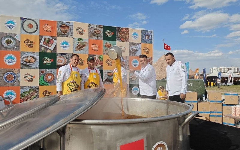 3. Kayseri Gastronomi Günleri'nde 1 ton ‘pastırmalı kuru fasulye'