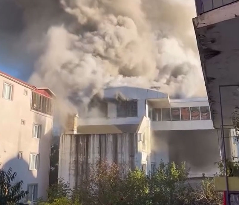 Korkutan otel yangını