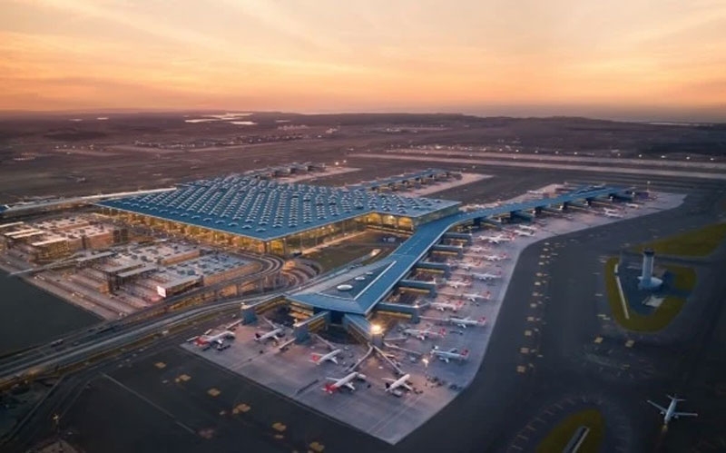 Türkiye'de 10 ayda 211 milyon kişi havayolunu tercih etti