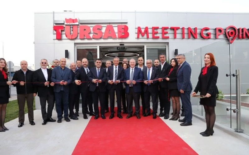 TÜRSAB, Sabiha Gökçen Havalimanı’nda Yolcu Karşılama Sorununu Çözüyor