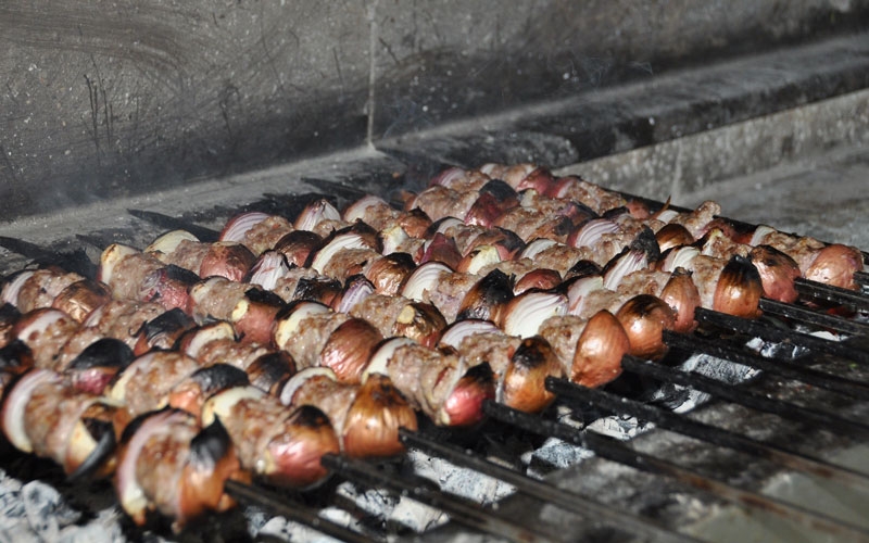 Gaziantep’te soğan kebabı sezonu açıldı