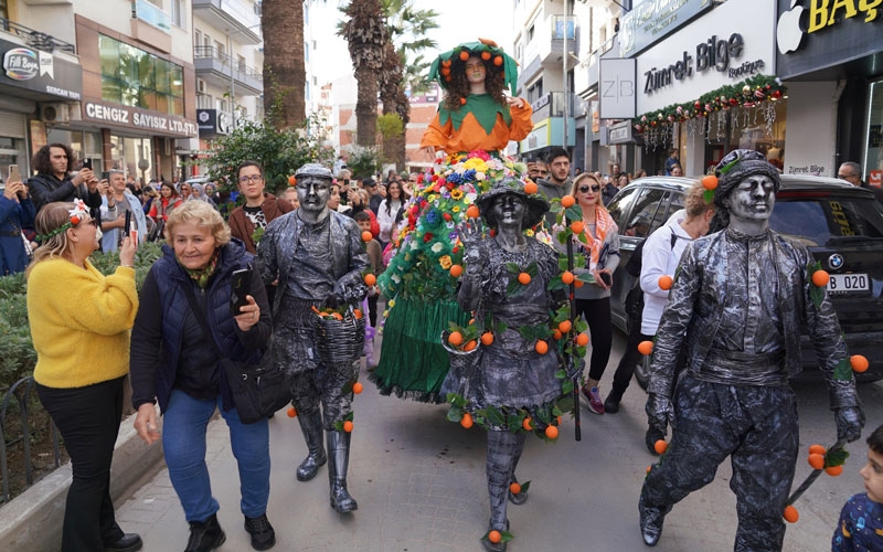 25. Seferihisar Mandalina Şenliği coşkuyla kutlandı
