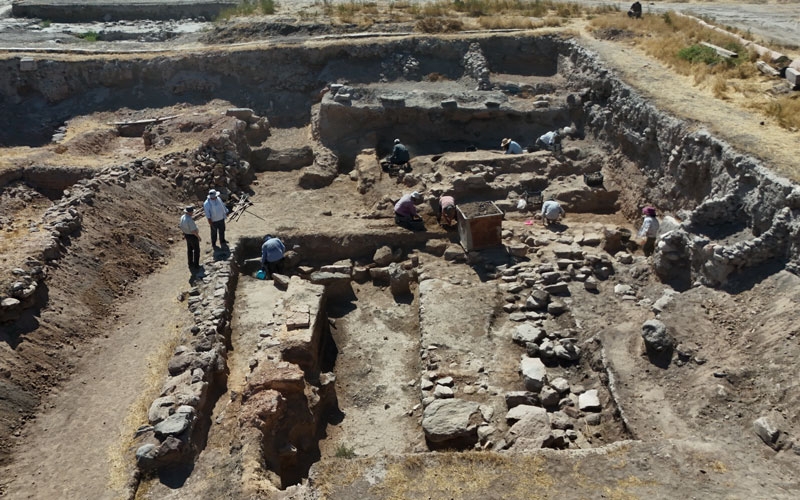 Sarayın altında saray bulundu