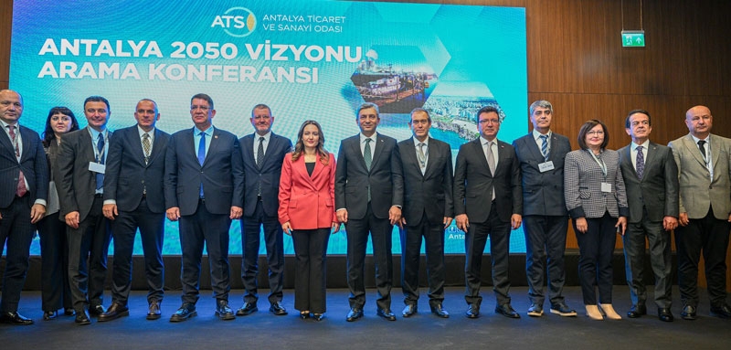 Antalya geleceğini arıyor