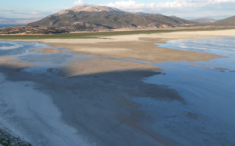 Burdur Gölü son 50 yılda su hacminin yarısını kaybetti