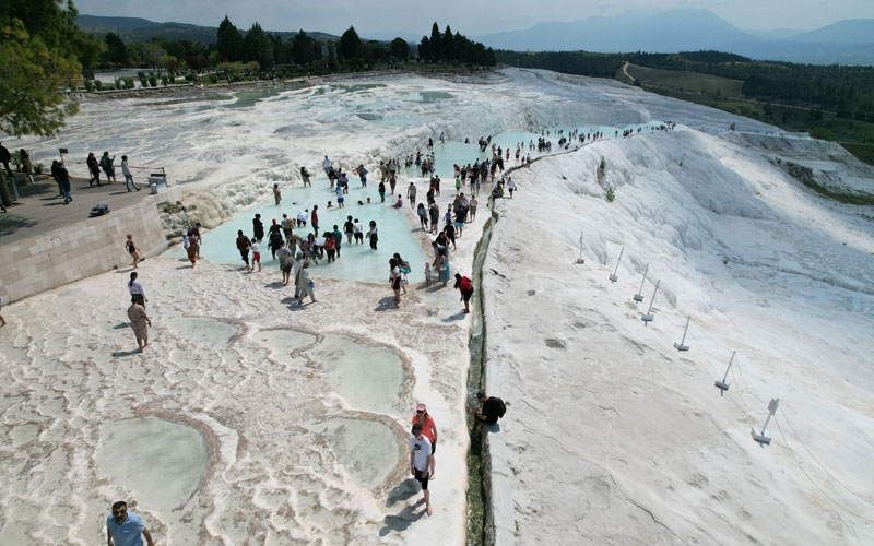 Pamukkale 2025'in en fazla ziyaret edilen 2'inci örenyeri oldu