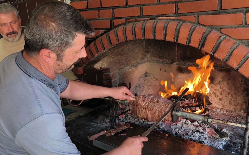 Bodrum'un çökertme kebabı ve Erzurum'un cağ kebabı ilk 10'da