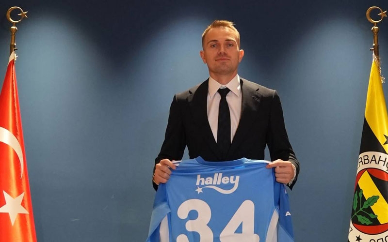 Mert Günok yeniden Fenerbahçe’de