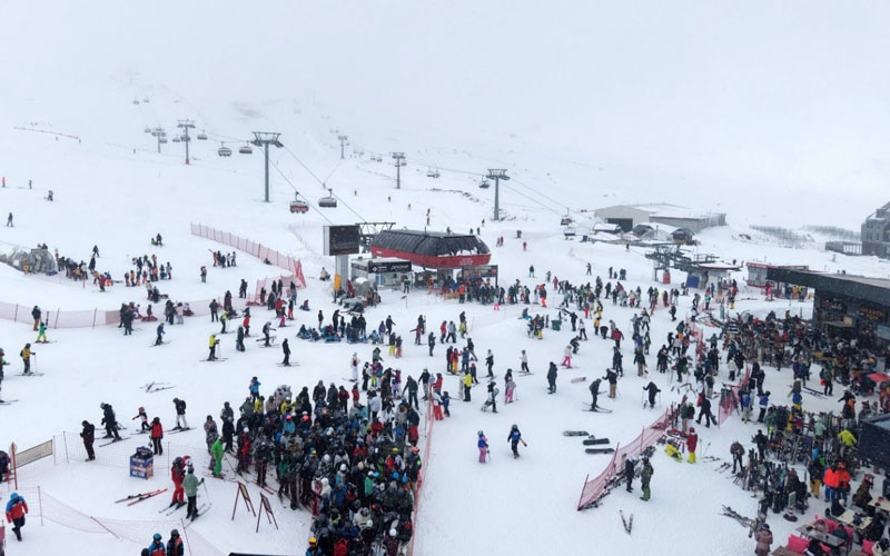 Erciyes kayak merkezi hafta sonunda 250 bin kişiyi ağırladı