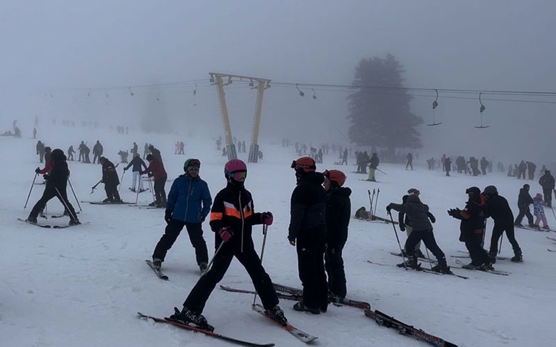 Sömestr tatilinde Uludağ’da pistler hınca hınç doldu
