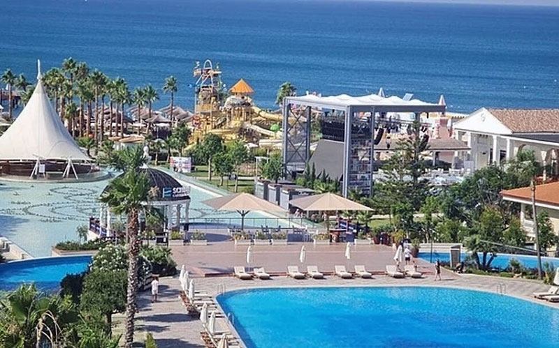 E-ticaret devi Türkiye'deki ilk otelini Antalya'da açıyor