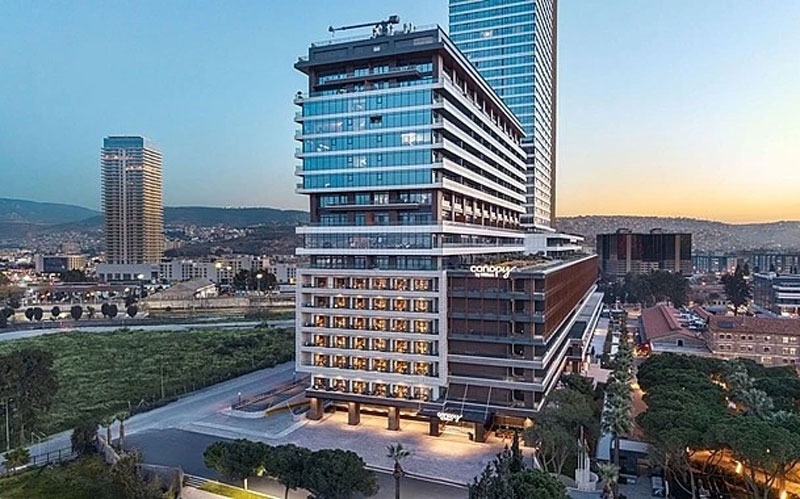 Türkiye'deki ikinci otelini İzmir'de açtı