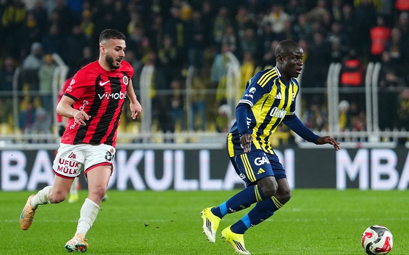Fenerbahçe 3 puanı 3 golle aldı