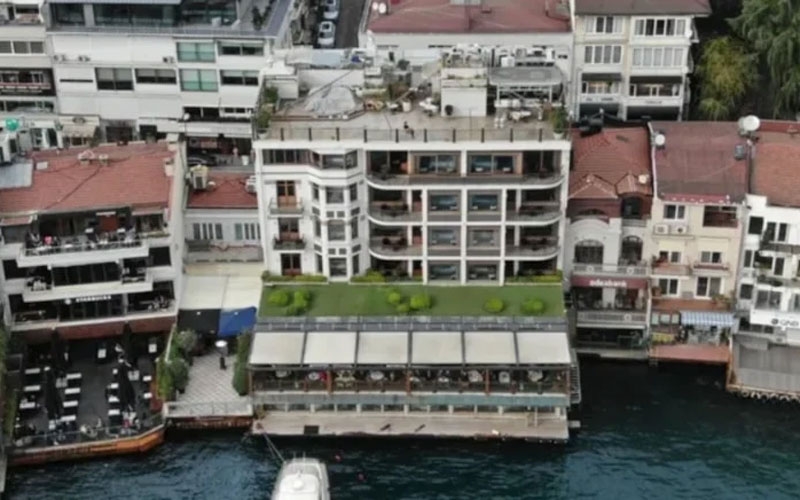 Bebek Otele el konuldu