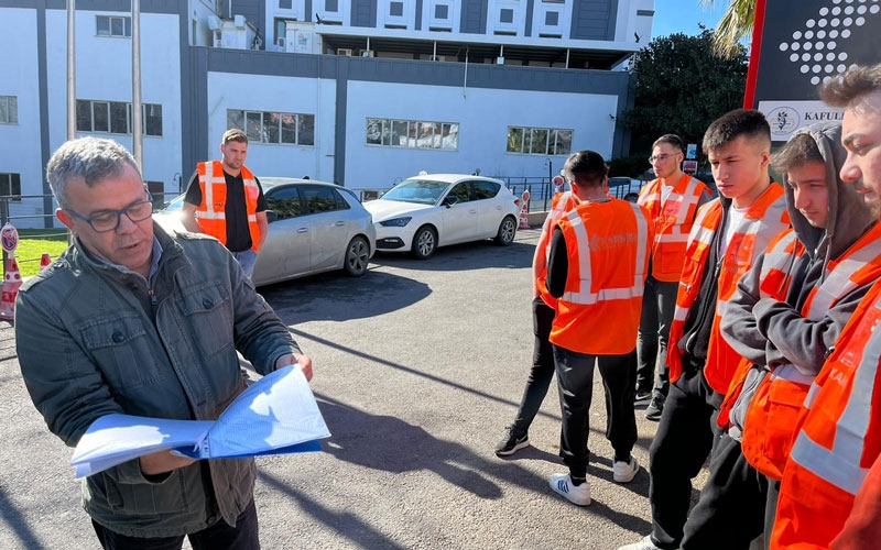 Çalışanlar Otelden paralarını alamayınca greve gitti