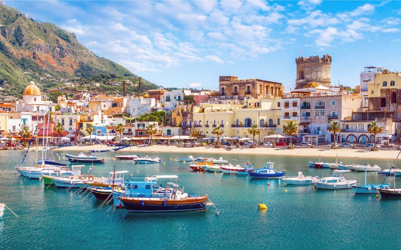 Bu yıl  Avrupa'da tatil daha pahalı olacak