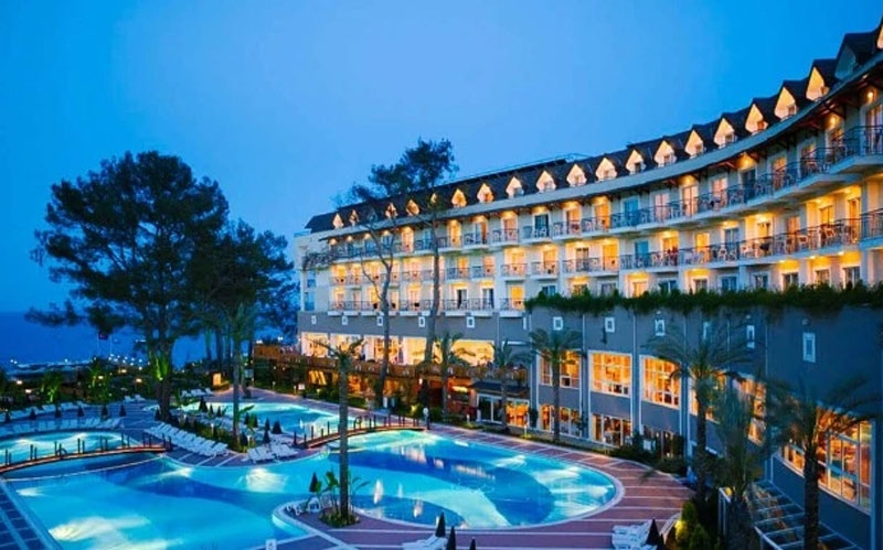 Türkiye'nin en eski oteli açık artırma ile satışa çıkarıldı