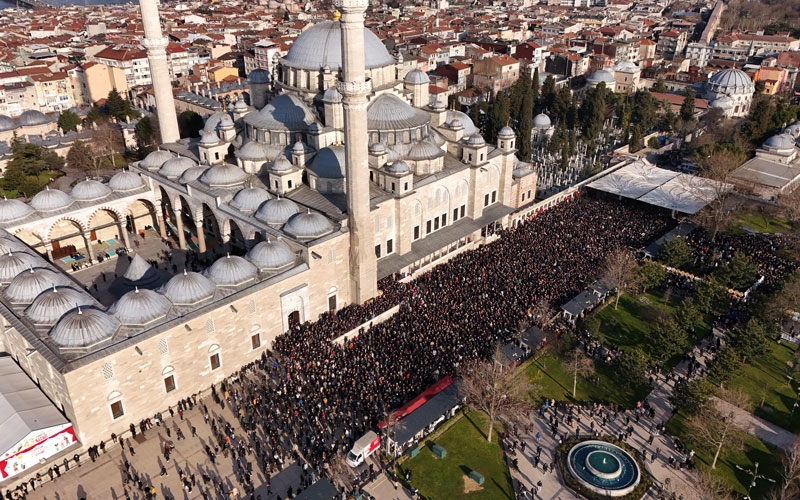 İlber Ortaylı son yolculuğuna uğurlandı