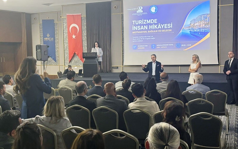 Turizmde İnsan Hikâyesi ve Kadınların Görünmeyen Yükü 