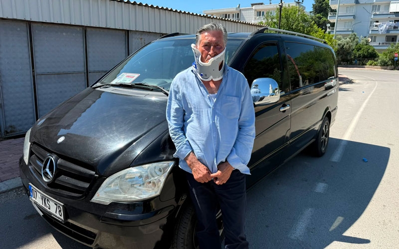 Litvanyalı turist boksör, tur şoförünü hastanelik etti